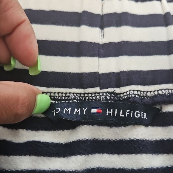 Tommy Hilfiger Navy Blue and White Mini Swim Cover Up Skirt - Picture 2 of 16